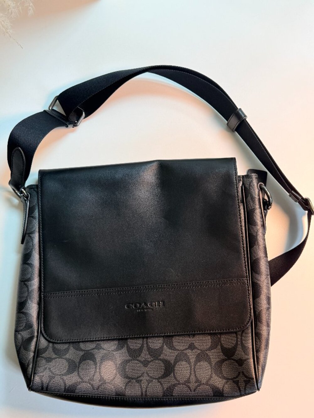 Coach Black Signature Messenger Bag Men’s / Unisex Crossbody Laptop Bag